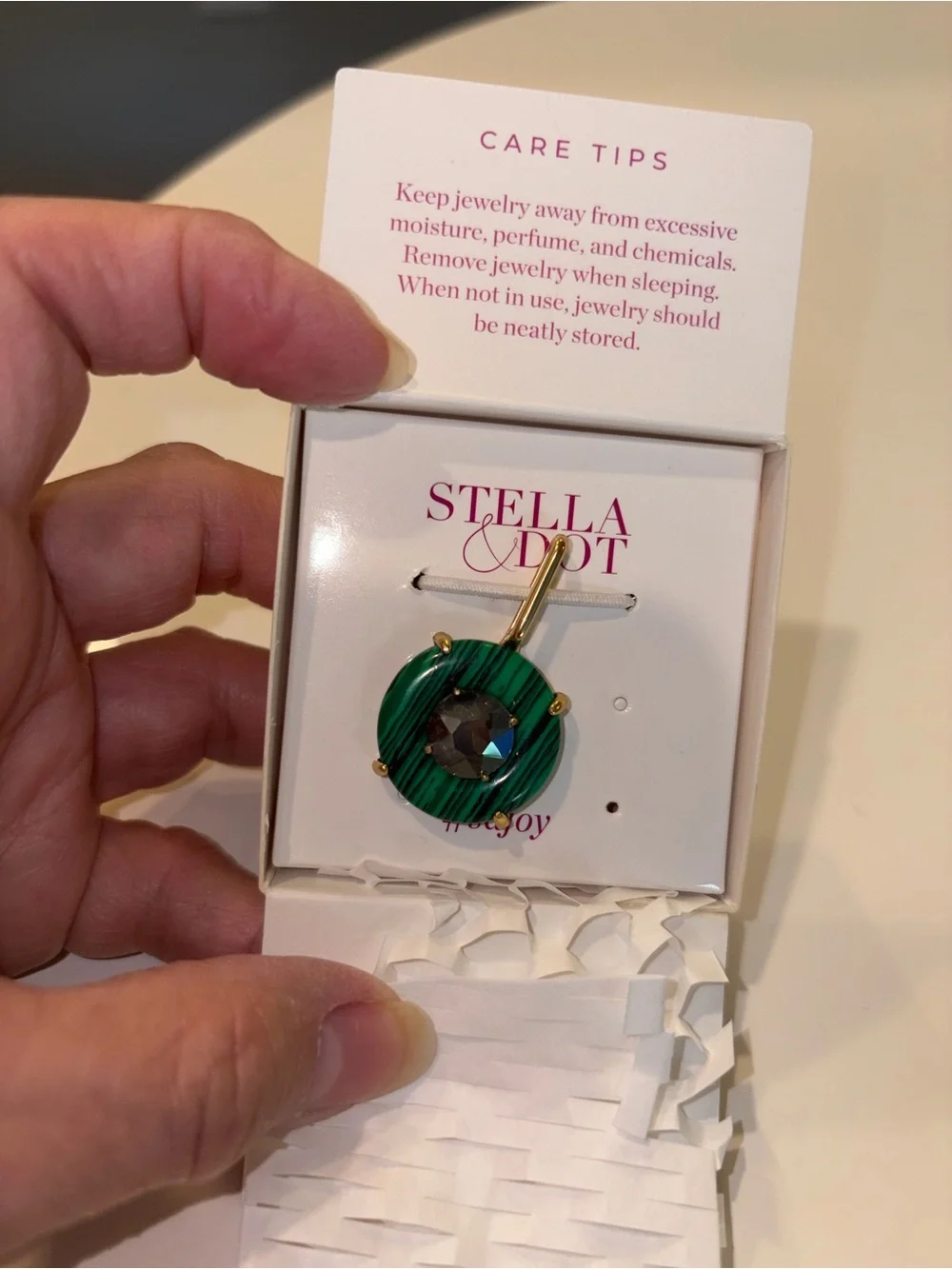 Stella & Dot Green Malachite Pendant Necklace with Faceted Stone - Picture 3 of 5